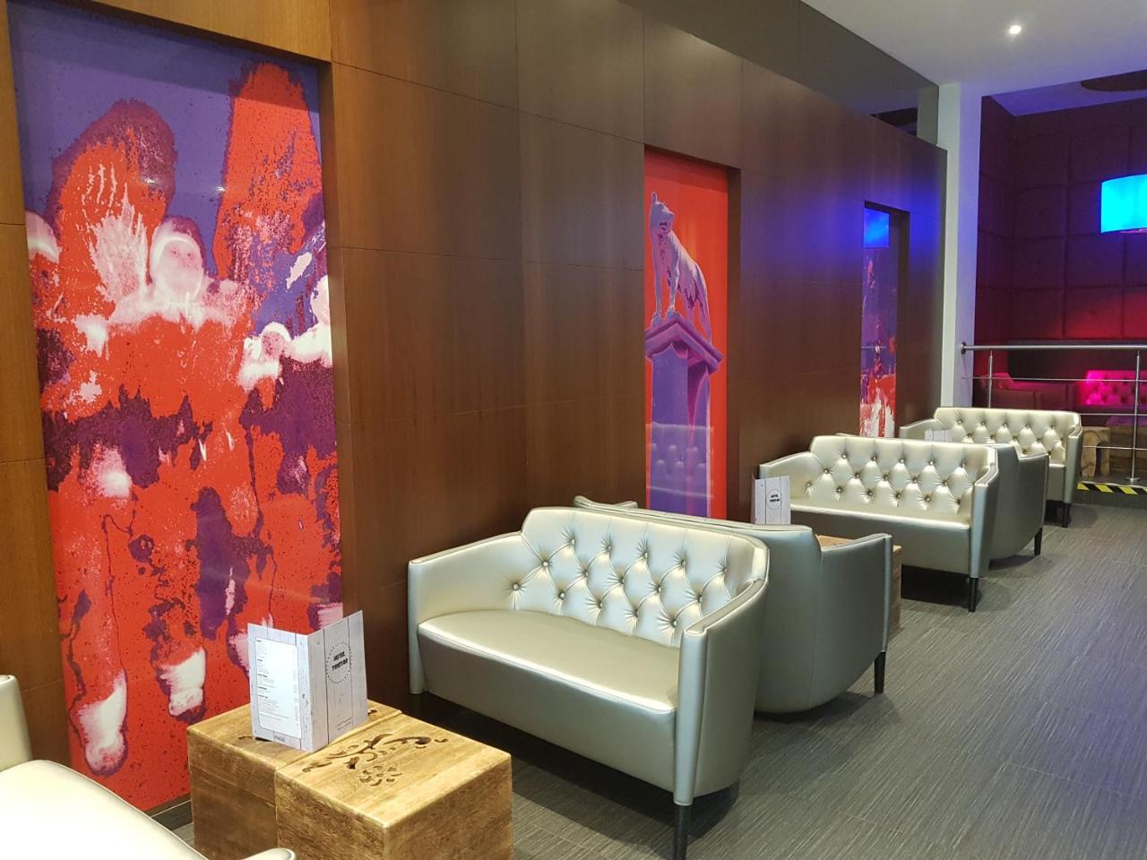 Hotel Tristar ラ・ルビエール エクステリア 写真